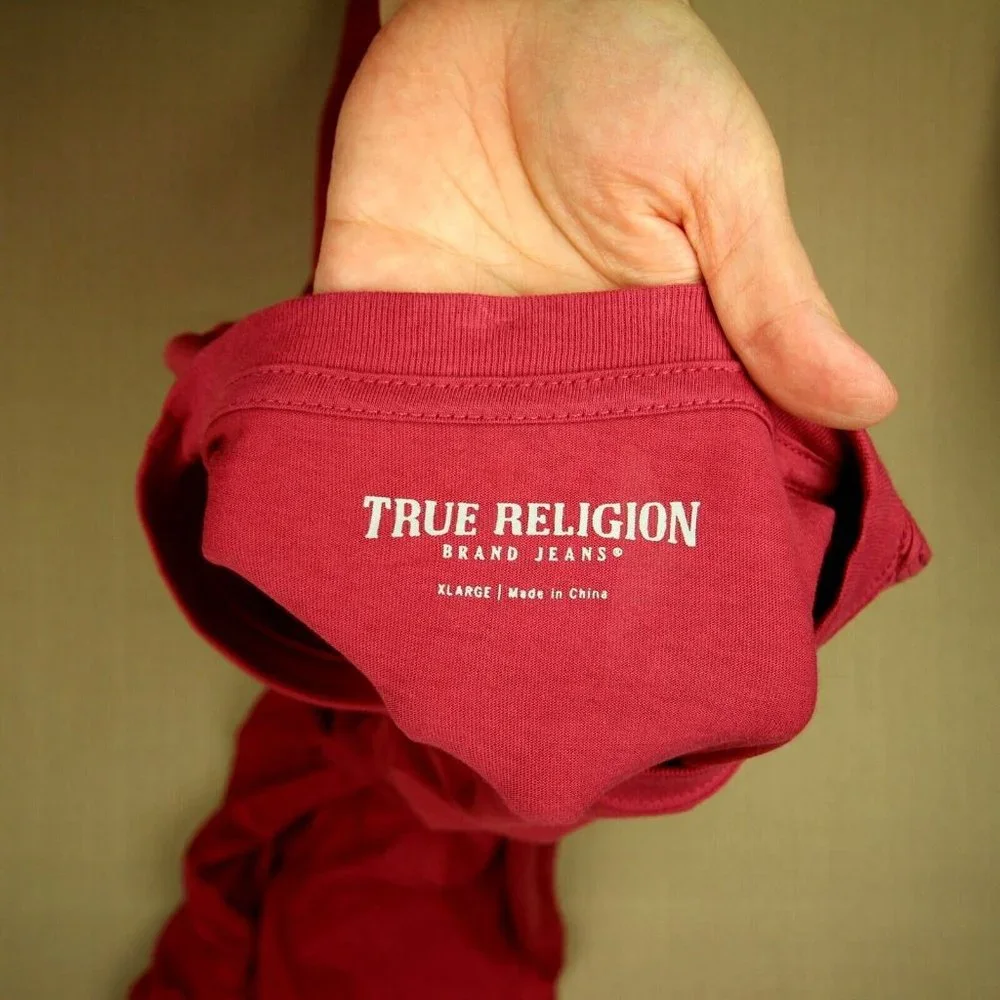 True Religion Long Sleeve Logo Arch T-Shirt Men's Size XL Earth Red Cotton NWT